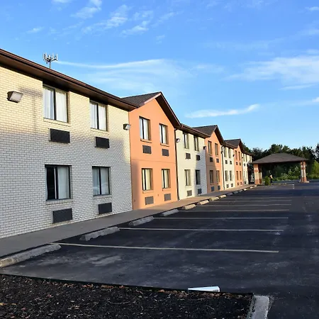 Quality Inn & Suites Metropolis I-24