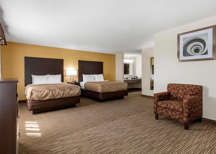 Hotel Quality & I-24