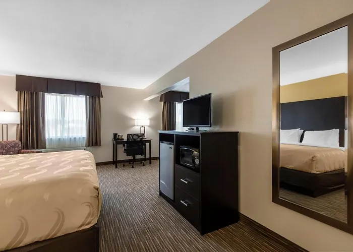 Hotel Quality & I-24