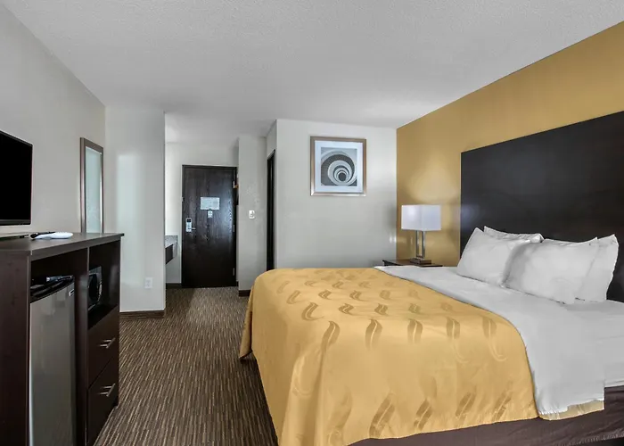 Quality & I-24 Hotel