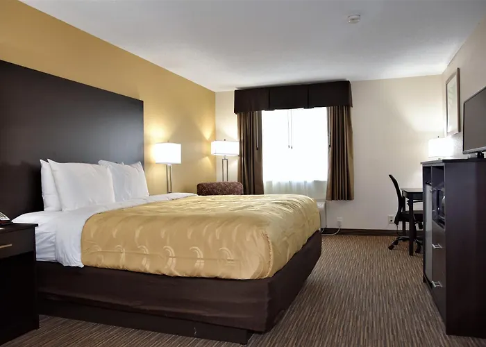 Hotel Quality & I-24 4*