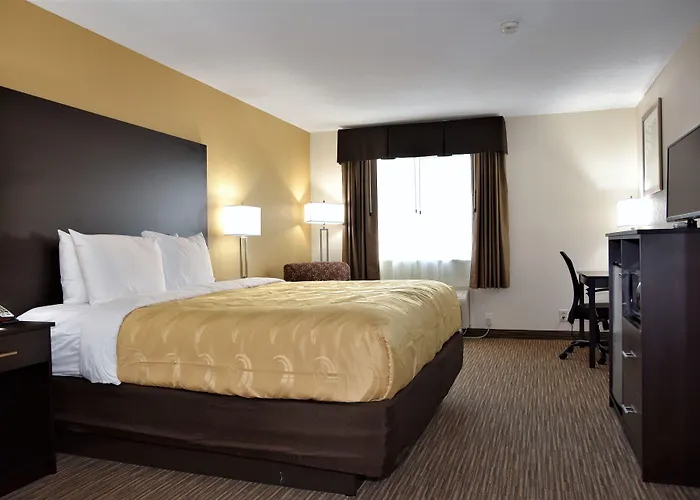 Quality & I-24 Hotel
